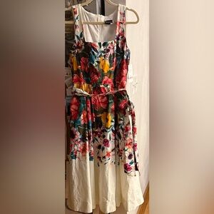 New women's size 10 cotton summer dress